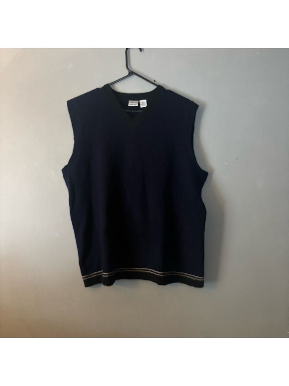 Vintage Utility Men's V-Neck Lambswool Sweater Vest - Deep Blue Large